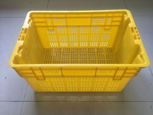600*400mm 과일과 야채 플라스틱은 쌓아 올릴 수 있는 전환 배포를 나무 상자에 채워 넣습니다